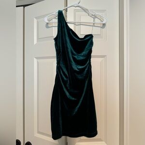 Beautiful Green Velvet One Shoulder Dress